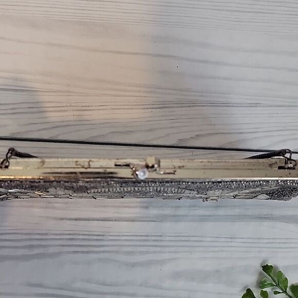 Vintage 60s Elegant Gold and Silver Hand Beaded Clutch Evening Bag - Picture 4 of 11